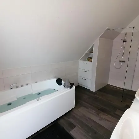 Meergluck - Fachwerkhaus Fur 2-6 Personen, Ideal Mit Pferd Und Hund! Apartment
