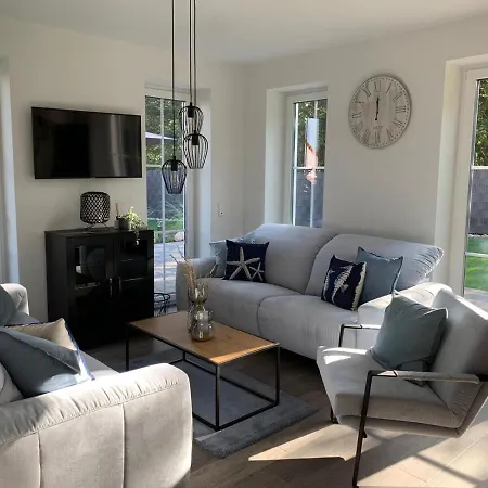 Meergluck - Fachwerkhaus Fur 2-6 Personen, Ideal Mit Pferd Und Hund! Apartment Cuxhaven