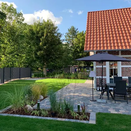 Apartment Meergluck - Fachwerkhaus Fur 2-6 Personen, Ideal Mit Pferd Und Hund! *
